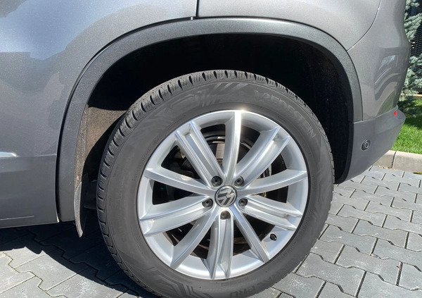 Volkswagen Tiguan cena 50950 przebieg: 206372, rok produkcji 2014 z Warszawa małe 79